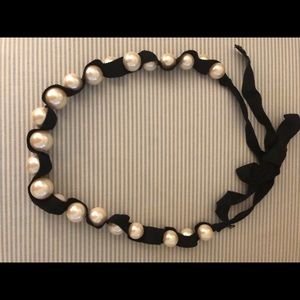 Stella & Dot Ribbon and Pearl necklace